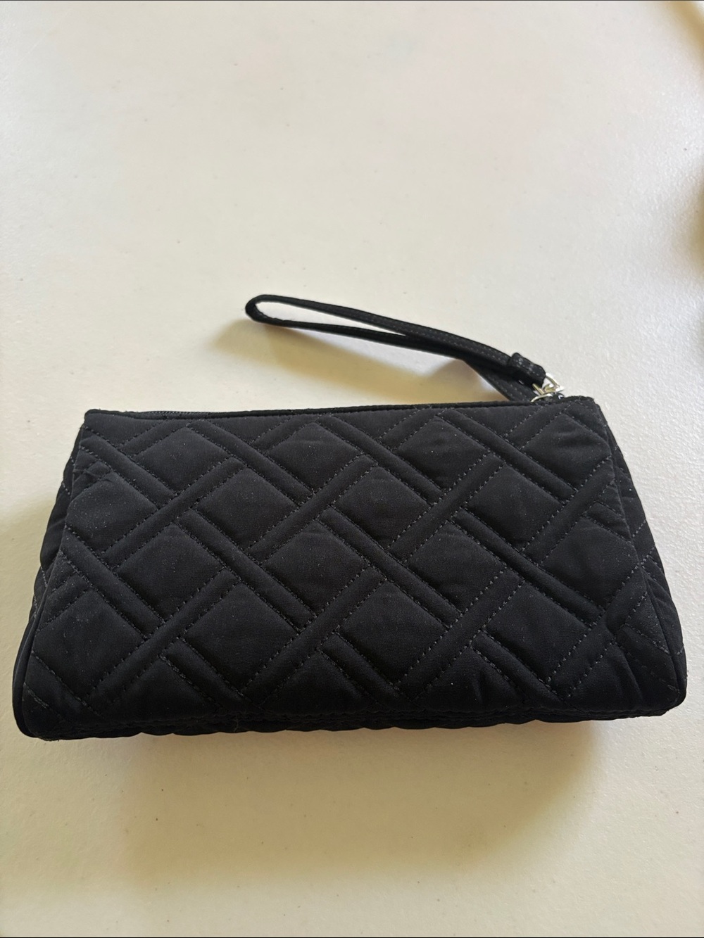 Vera Bradley - Quilted wristlet. purse, handbag. Black. - Picture 6 of 12